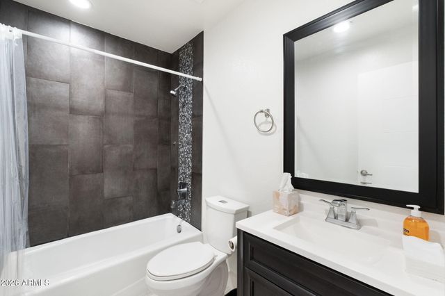1553 W PLANA Avenue, Mesa, AZ 85202