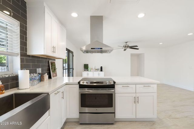 1553 W PLANA Avenue, Mesa, AZ 85202