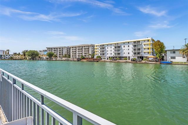 1165 Marseille Dr 4, Miami Beach, FL 33141