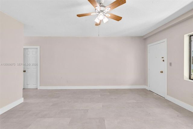 1165 Marseille Dr 4, Miami Beach, FL 33141