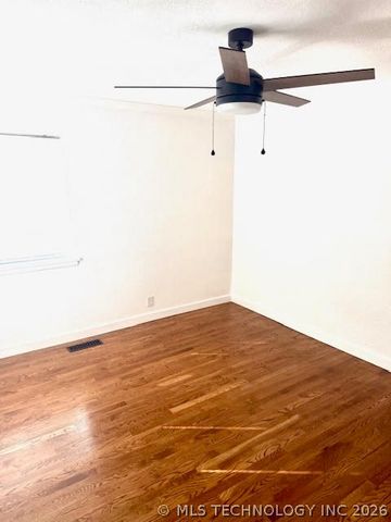 4747 S Santa Fe Avenue, Tulsa, OK 74107