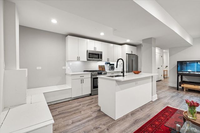 3432 W Belden Avenue G, Chicago, IL 60647