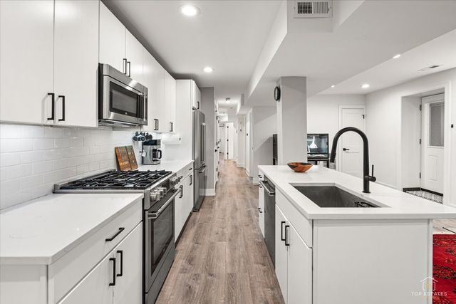 3432 W Belden Avenue G, Chicago, IL 60647