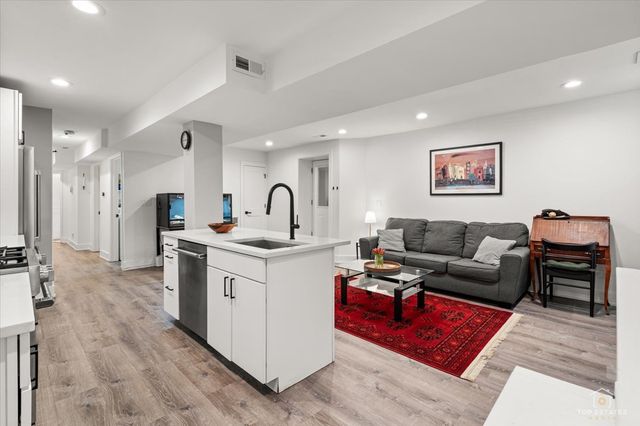 3432 W Belden Avenue G, Chicago, IL 60647