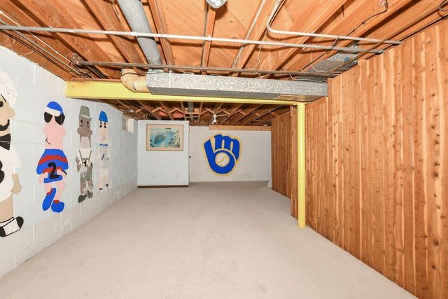 8635 N 53rd STREET, Brown Deer, WI 53223