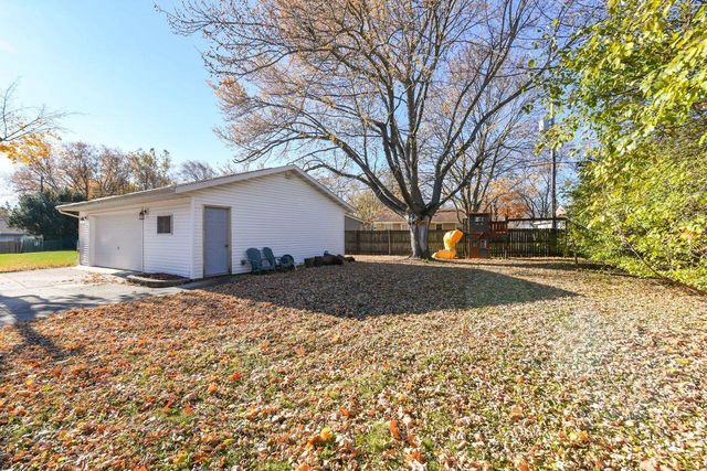 8635 N 53rd STREET, Brown Deer, WI 53223