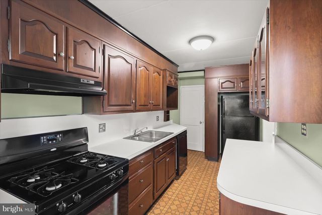 8420 LOCH RAVEN BLVD, Baltimore, MD 21286
