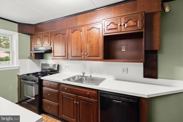 8420 LOCH RAVEN BLVD, Baltimore, MD 21286