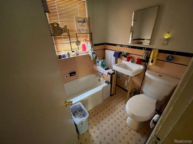 19312 DANBURY Street, Detroit, MI 48203