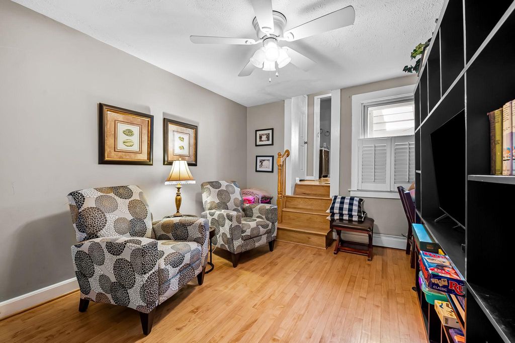 Image 18 of property listing at 3134 ELLIOTT ST, Baltimore, MD 21224