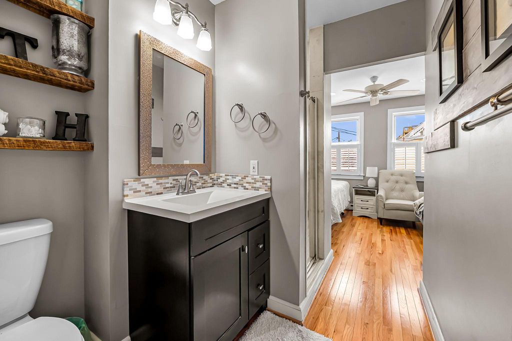 Image 21 of property listing at 3134 ELLIOTT ST, Baltimore, MD 21224