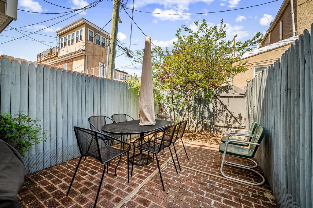 Image 28 of property listing at 3134 ELLIOTT ST, Baltimore, MD 21224