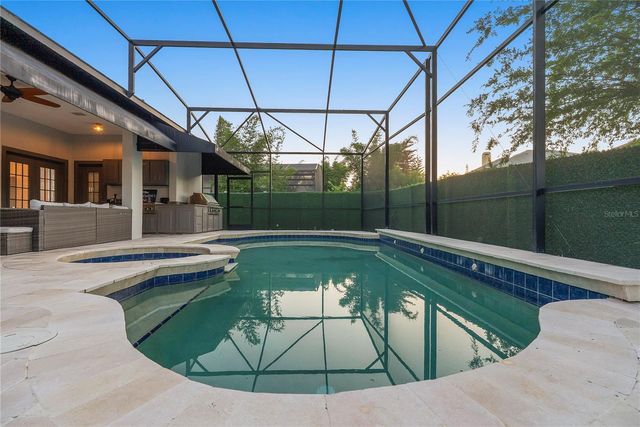 8039 SOLITAIRE COURT, Orlando, FL 32836