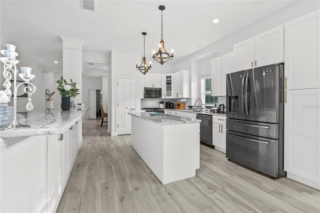 8039 SOLITAIRE COURT, Orlando, FL 32836