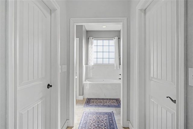 11912 W Wickford Place, Yukon, OK 73099