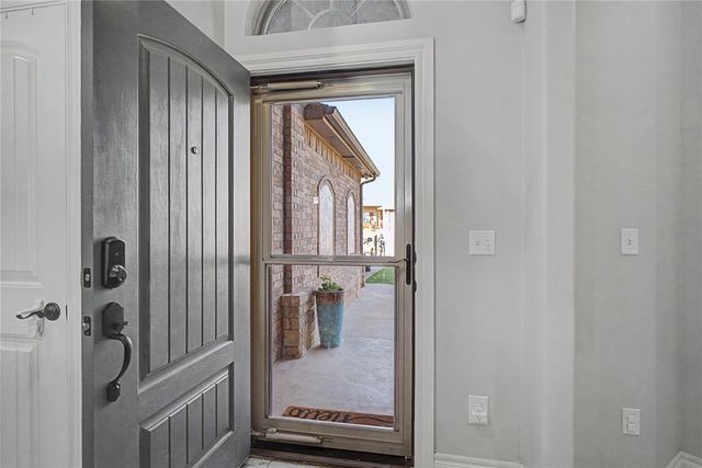 11912 W Wickford Place, Yukon, OK 73099