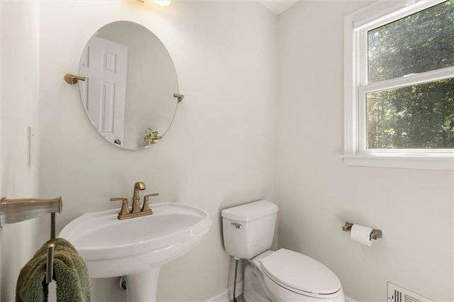 500 Senior Drive, Lawrenceville, GA 30044