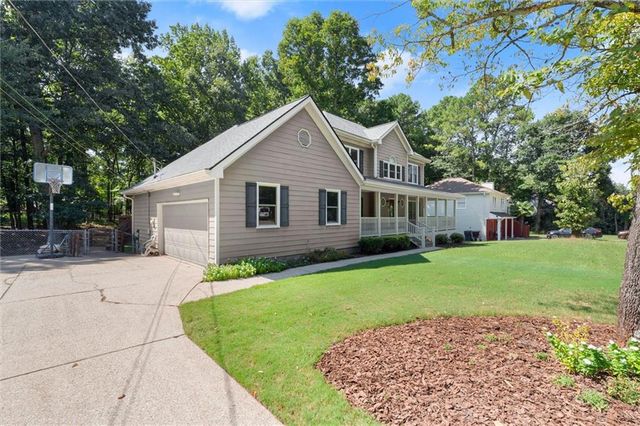 500 Senior Drive, Lawrenceville, GA 30044