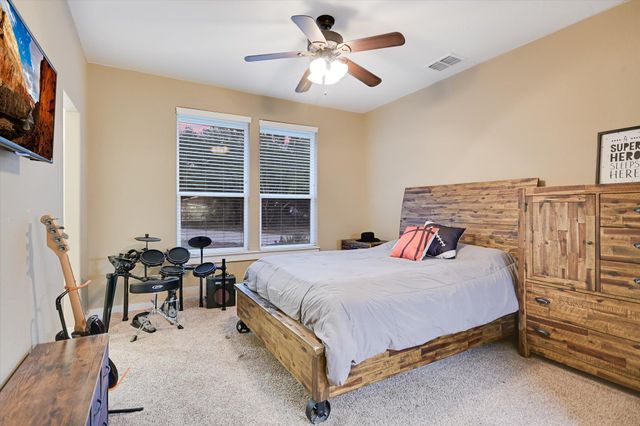 8305 OZARK DR, San Marcos, TX 78666