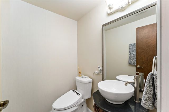 2105 Pendleton Dr, Monroeville, PA 15146