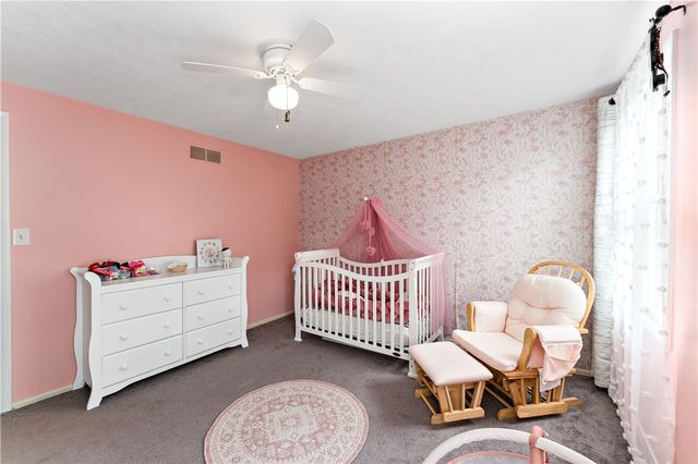 2105 Pendleton Dr, Monroeville, PA 15146