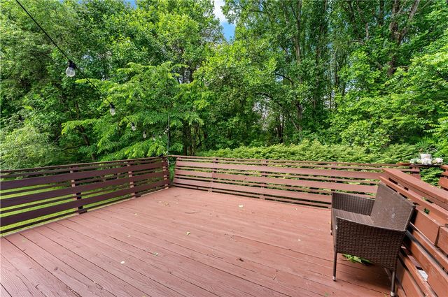 2105 Pendleton Dr, Monroeville, PA 15146
