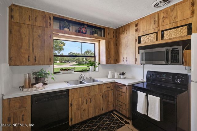 1103 PALM Circle, Jacksonville Beach, FL 32250