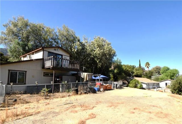18487 Grand, Lake Elsinore, CA 92530