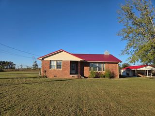 126 Dunn Rd, Leoma, TN 38468