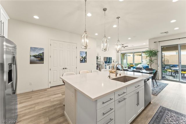 6033 Bugsy Street, North Las Vegas, NV 89081