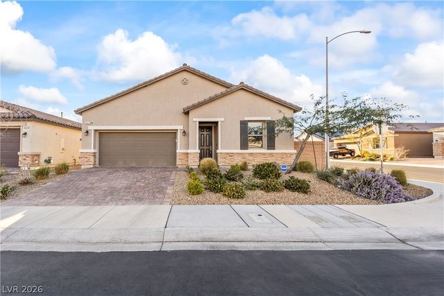 6033 Bugsy Street, North Las Vegas, NV 89081