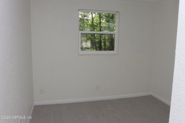 8424 LINCREST Drive W, Jacksonville, FL 32208