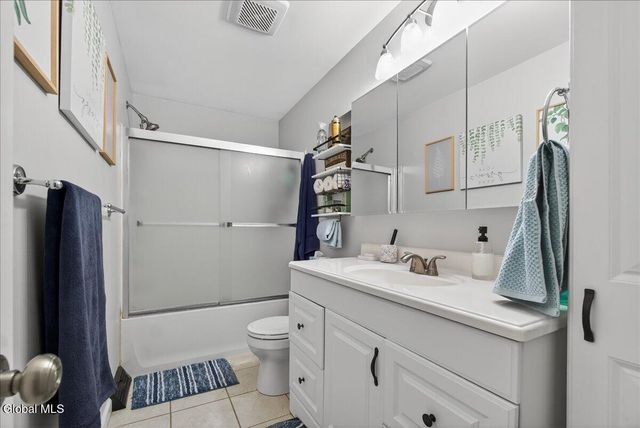 22 E Haystack Road, Clifton Park, NY 12065