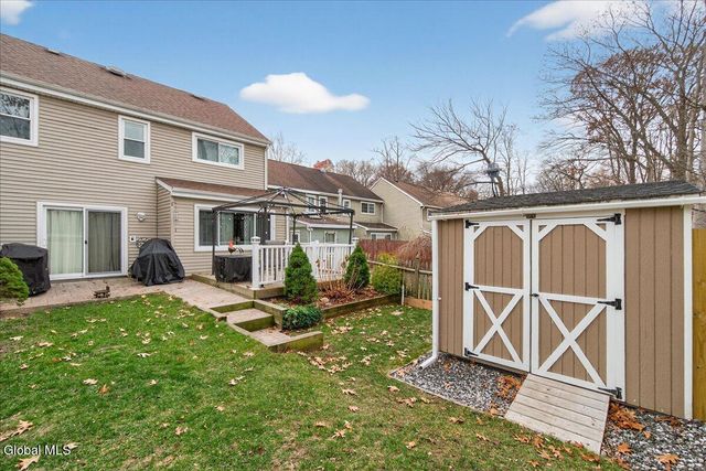 22 E Haystack Road, Clifton Park, NY 12065