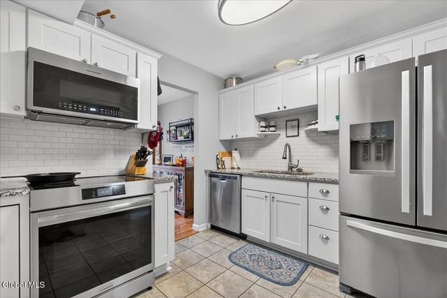 22 E Haystack Road, Clifton Park, NY 12065