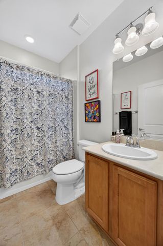 7401 Rothschild Ct, Elk Grove, CA 95757