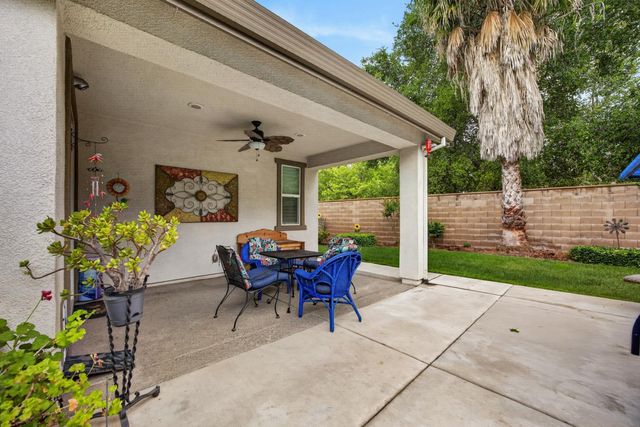 7401 Rothschild Ct, Elk Grove, CA 95757