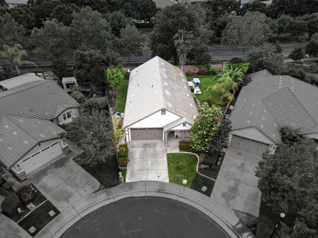 7401 Rothschild Ct, Elk Grove, CA 95757