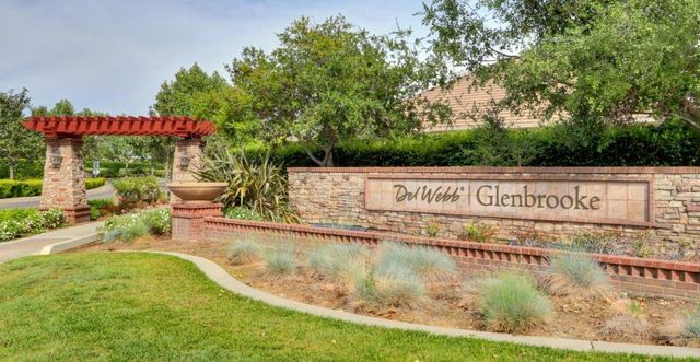 7401 Rothschild Ct, Elk Grove, CA 95757
