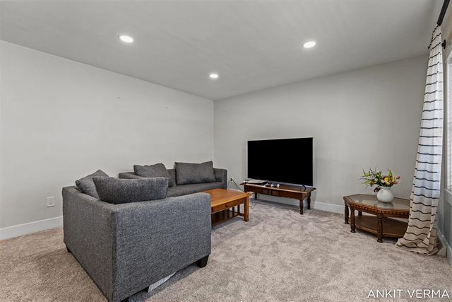 7439 Eastlane Avenue, Jenison, MI 49428