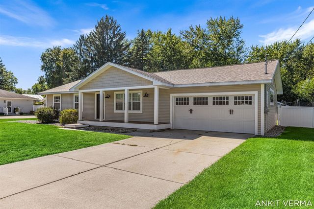 7439 Eastlane Avenue, Jenison, MI 49428