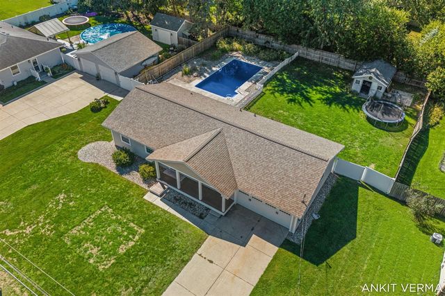7439 Eastlane Avenue, Jenison, MI 49428