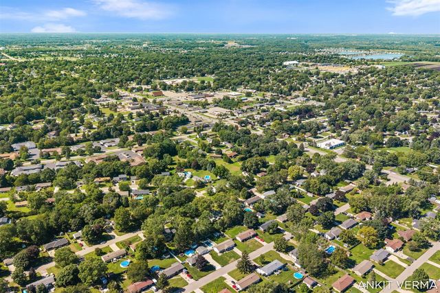 7439 Eastlane Avenue, Jenison, MI 49428