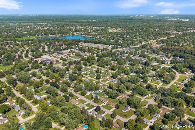 7439 Eastlane Avenue, Jenison, MI 49428