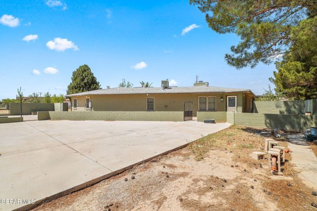 5300 Crawford Road, Santa Teresa, NM 88008