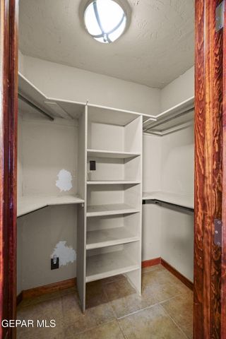 5300 Crawford Road, Santa Teresa, NM 88008