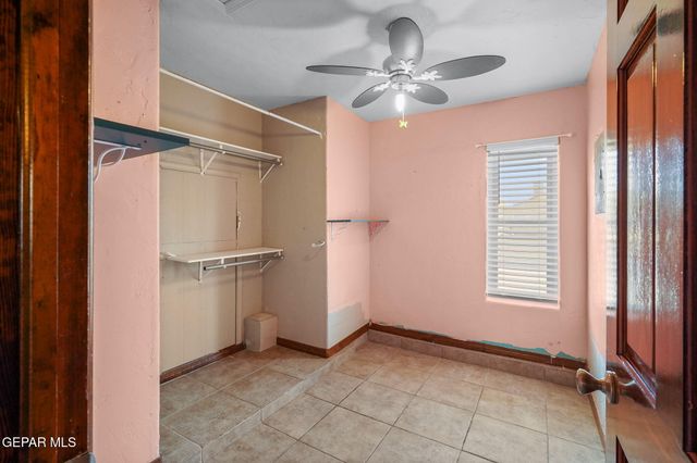 5300 Crawford Road, Santa Teresa, NM 88008