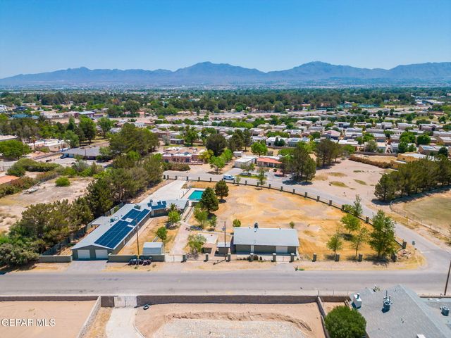 5300 Crawford Road, Santa Teresa, NM 88008