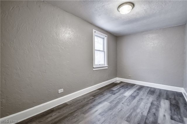 271 E 238 Street, Euclid, OH 44123