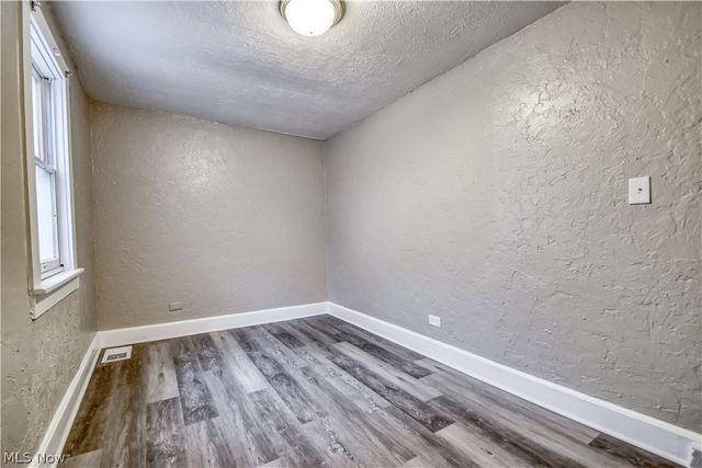 271 E 238 Street, Euclid, OH 44123